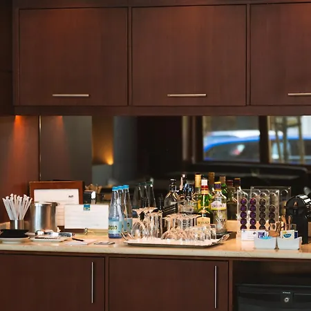 Отель Dom Carlos Liberty Лиссабон