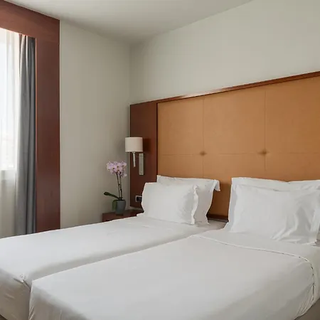 Ξενοδοχείο Dom Carlos Liberty 3*