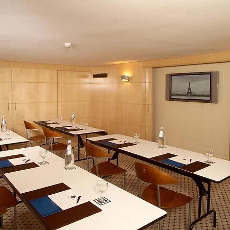 ホテル ドム カルロス リバティ