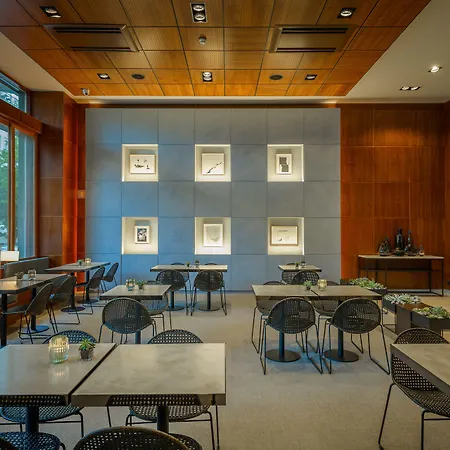 ドム カルロス リバティ 3* リスボン